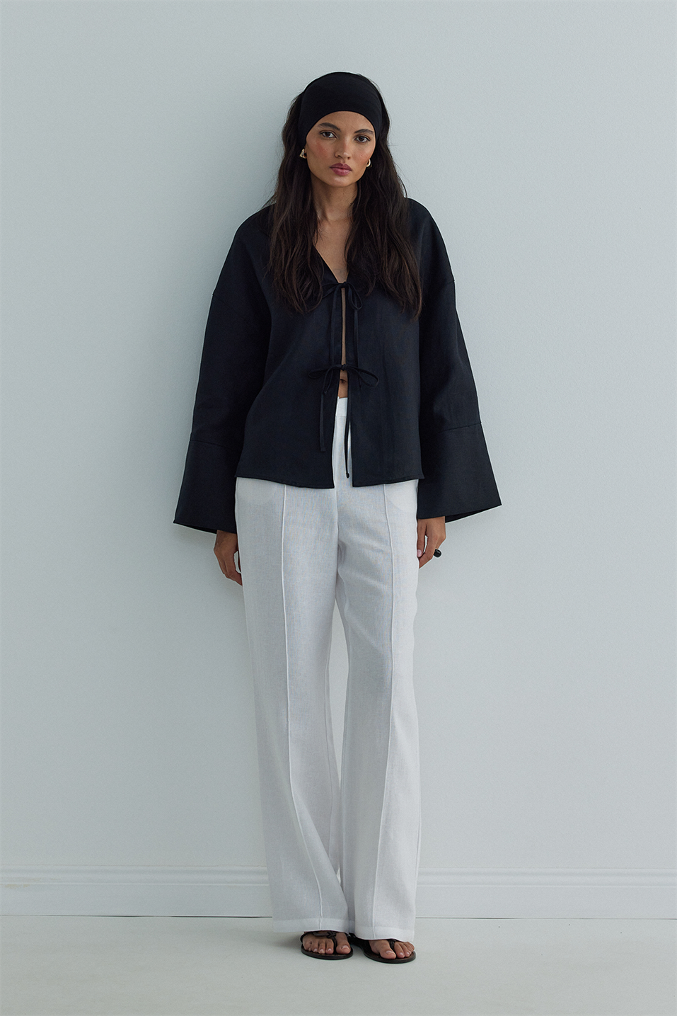 Siyah %100 Keten Minnie Bağlamalı Bluz