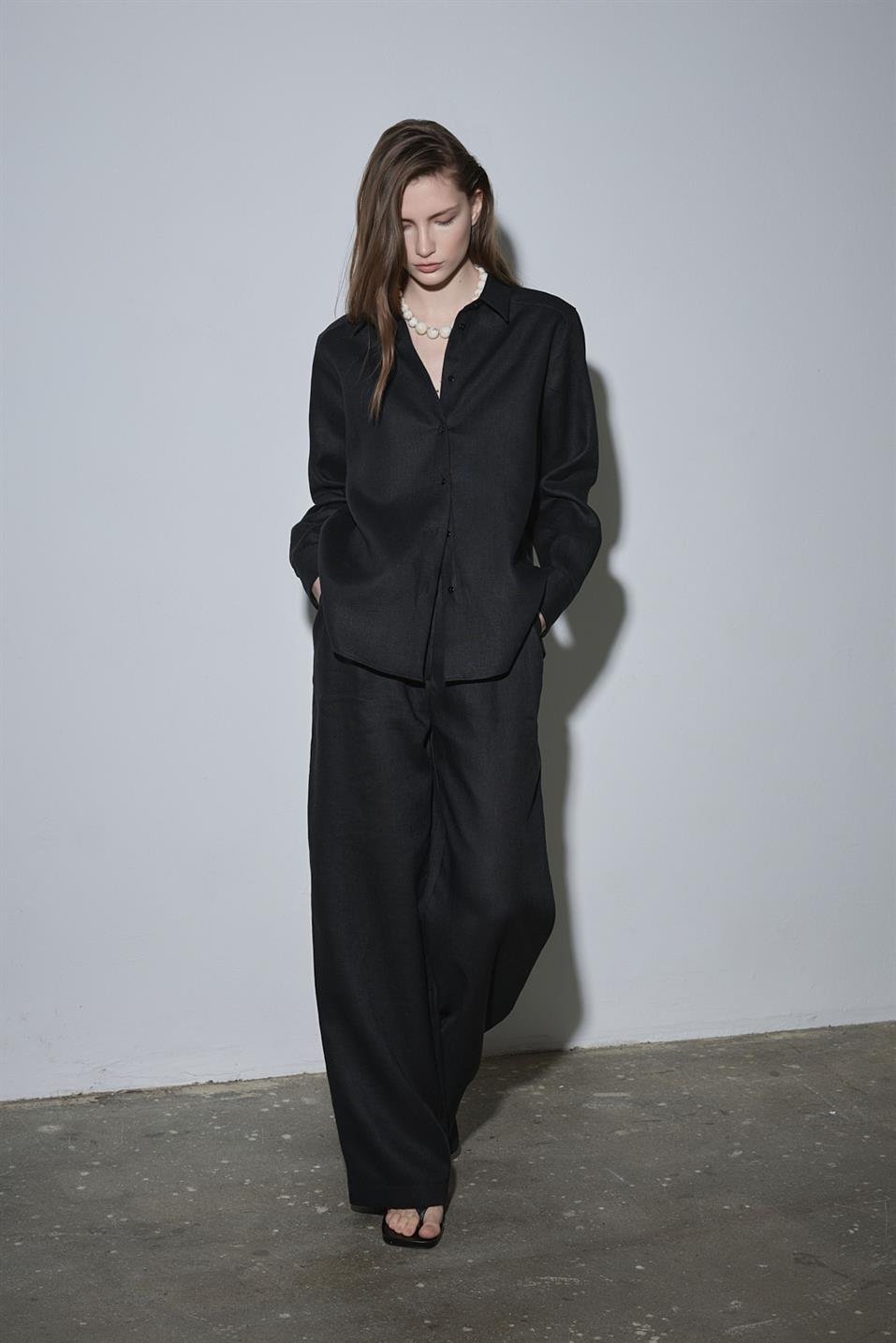 Siyah %100 Keten Nora Pileli Pantolon