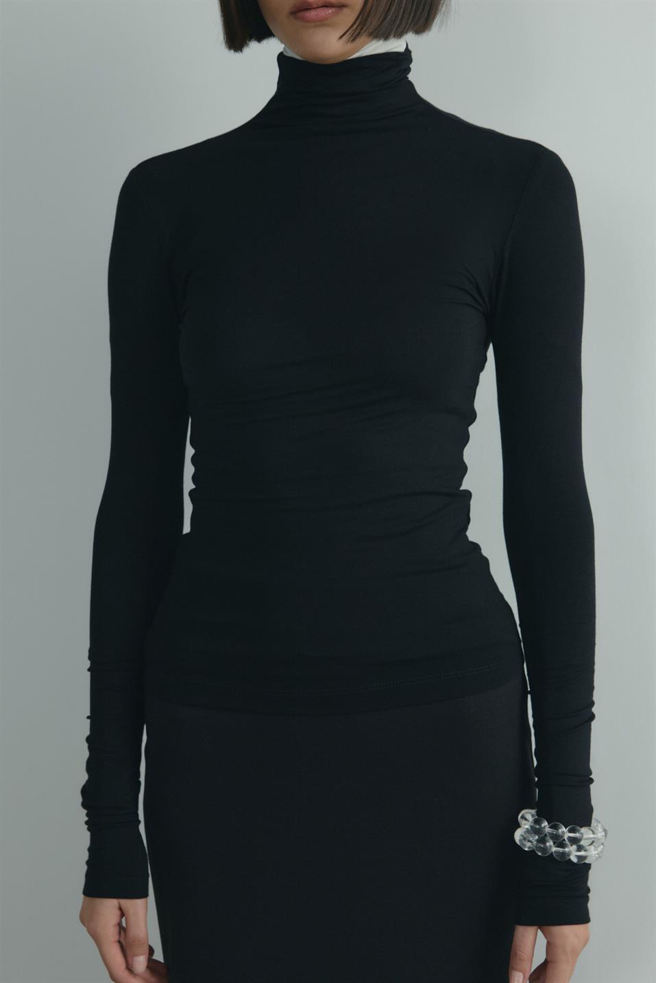 Siyah Boğazlı Tensel Body