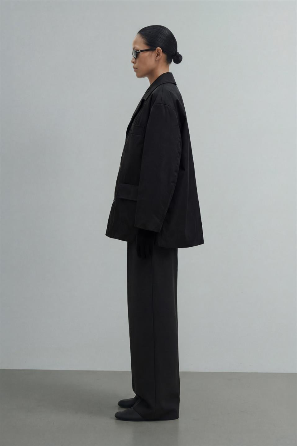 Siyah Cloud Gömlek Yaka Mont