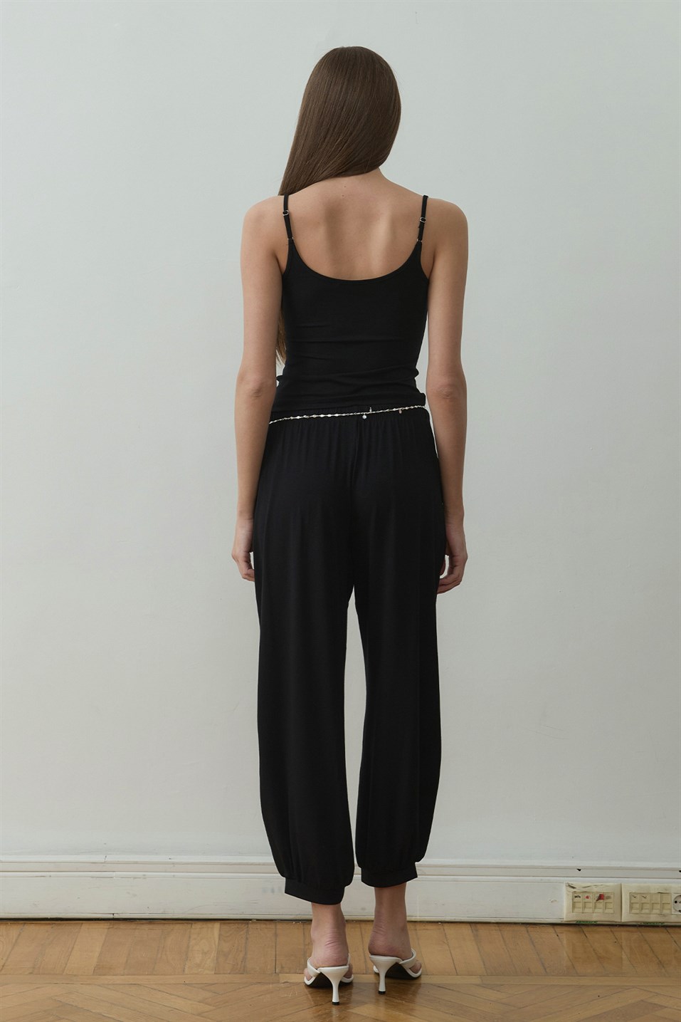 Siyah Cosie Askılı Top