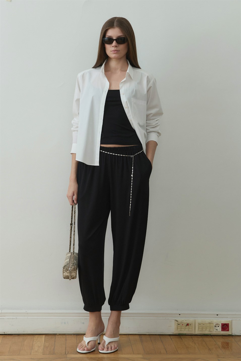 Siyah Cosie Askılı Top