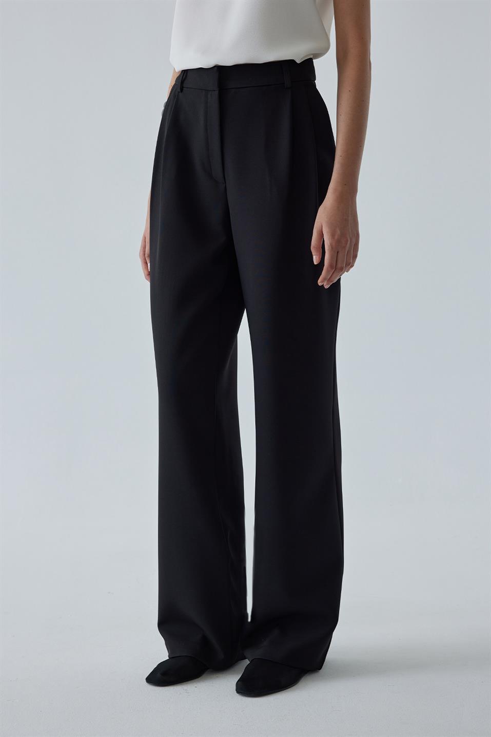 Dalie Pleated Trousers