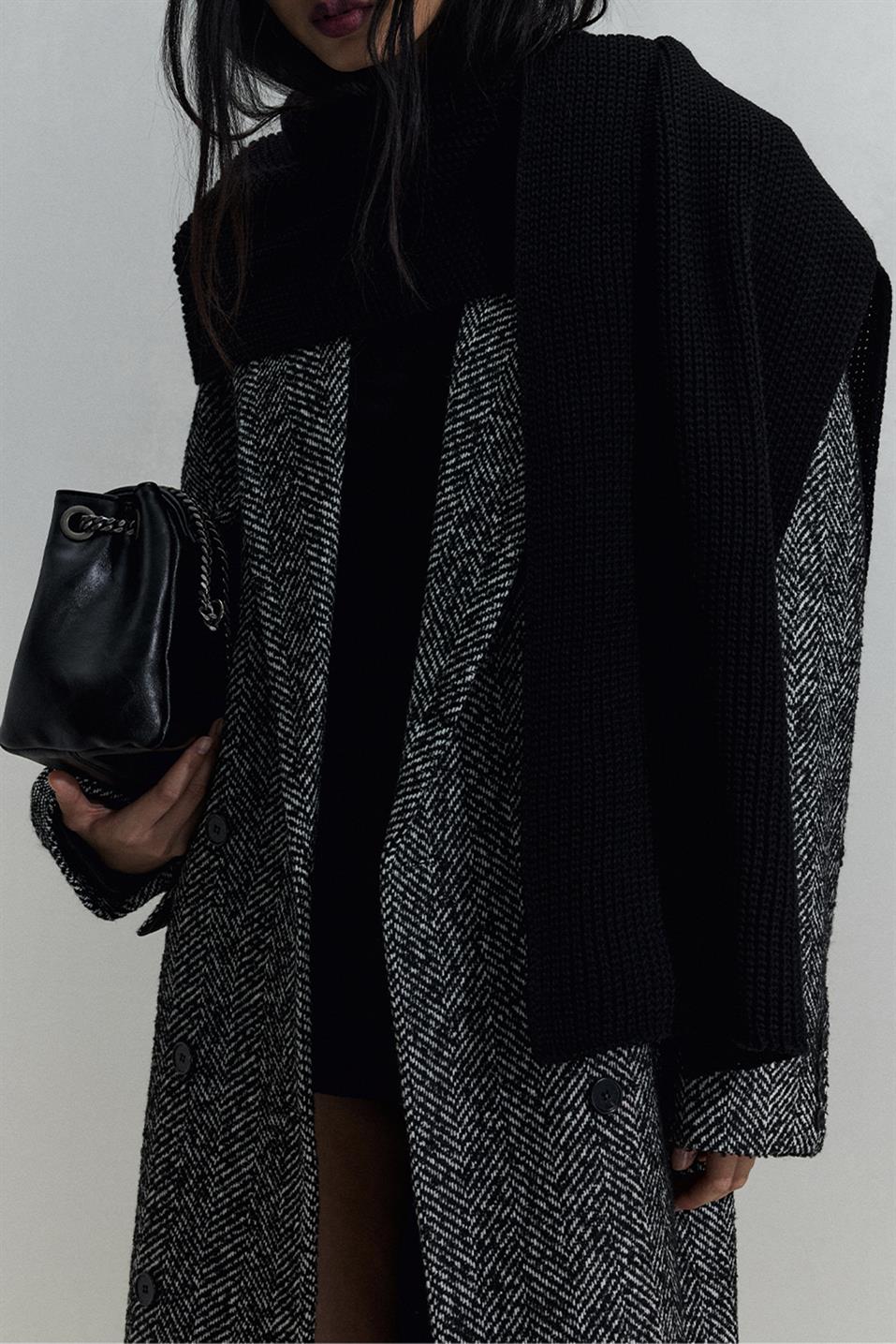 Plain Knitted Knitwear Scarf