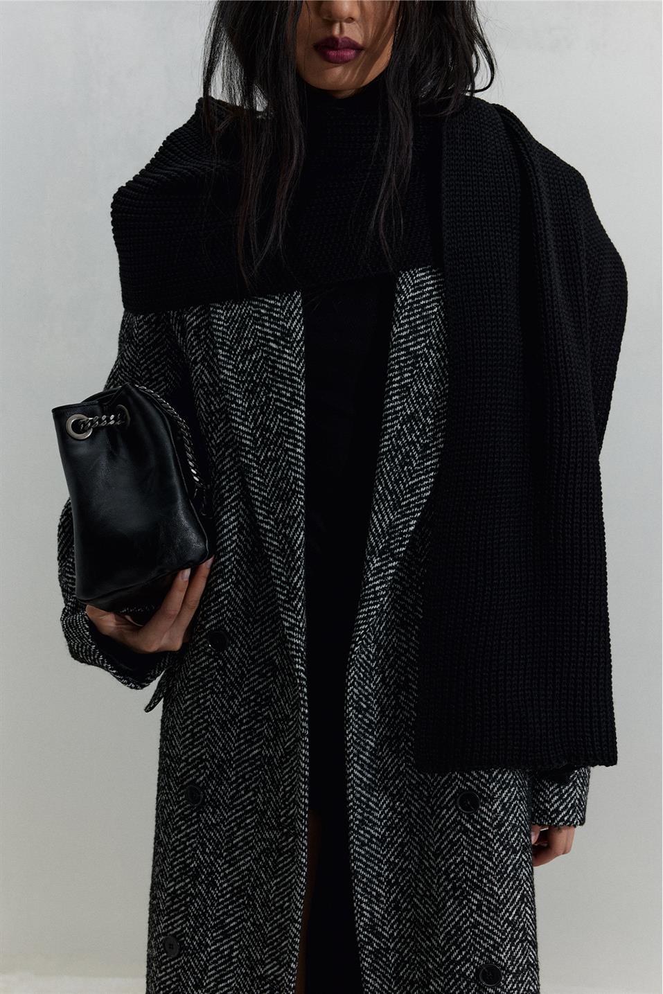 Plain Knitted Knitwear Scarf