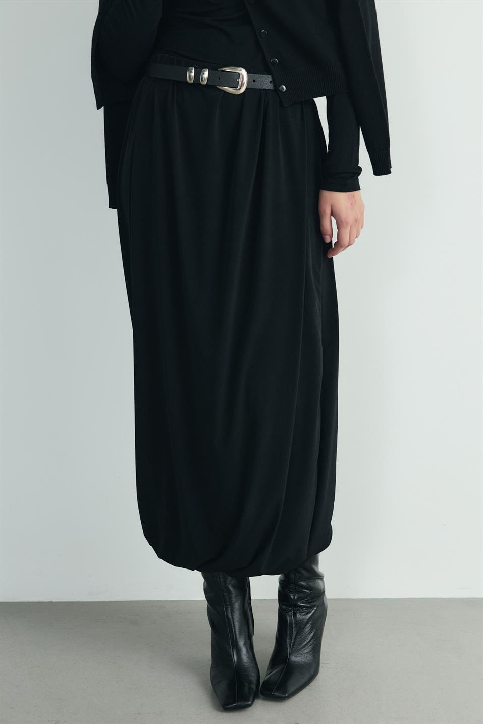 Emma Ballon Midi Skirt