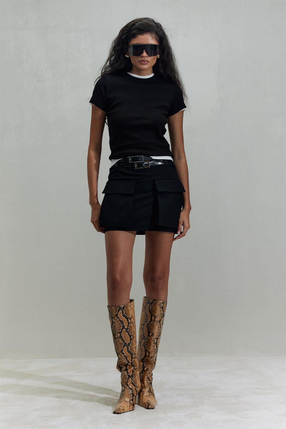 Siyah Evia Basic Tişört