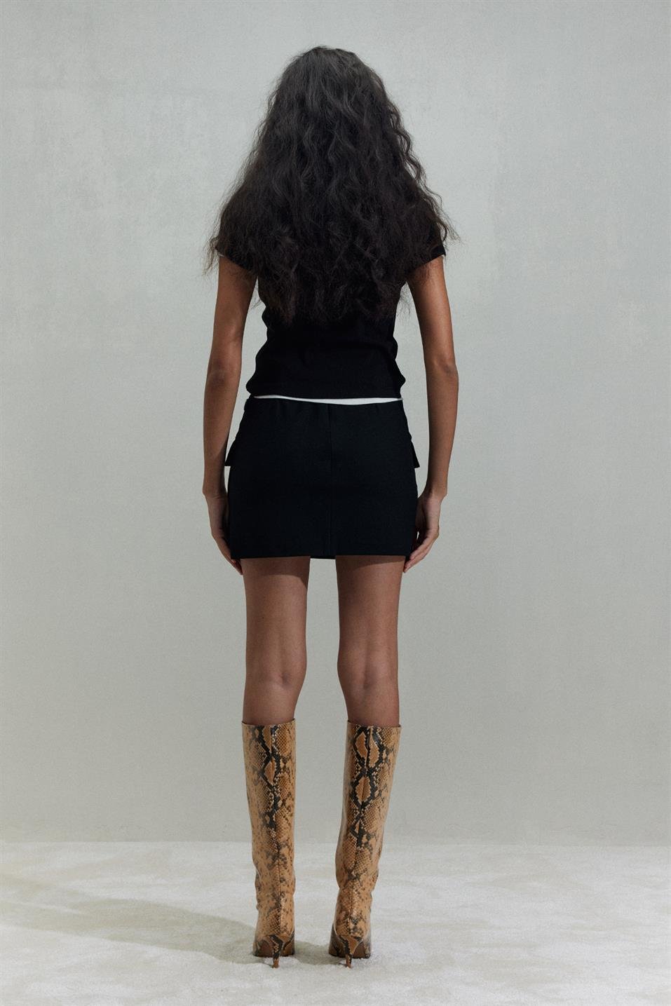 Siyah Evia Basic Tişört