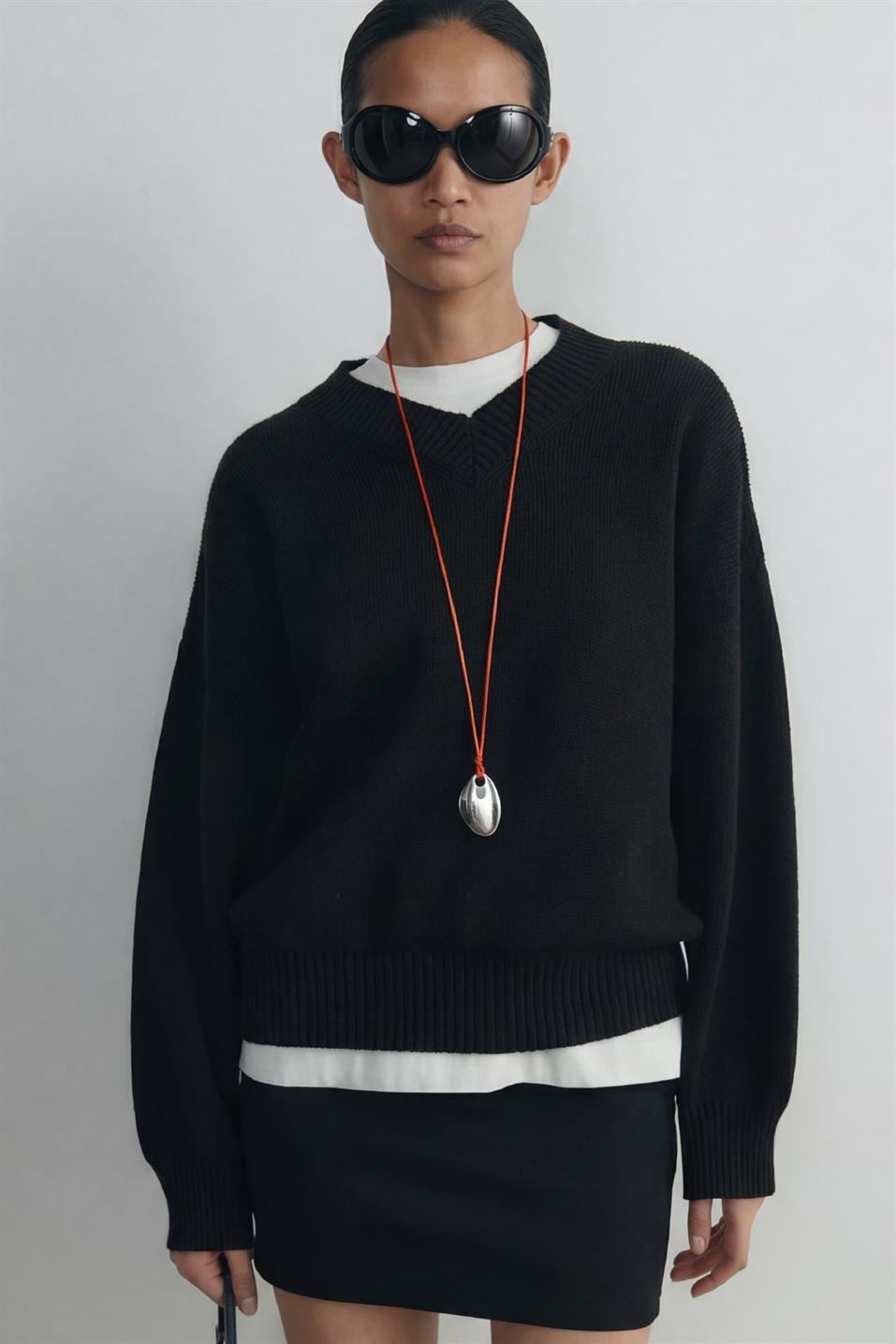 Siyah Fade V Yaka Kazak