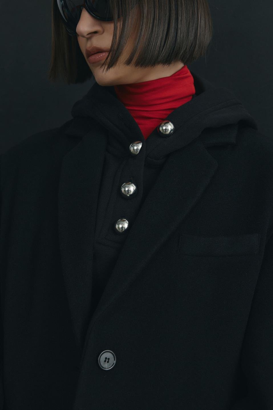 Siyah Gala Düğmeli Oversize Sweatshirt