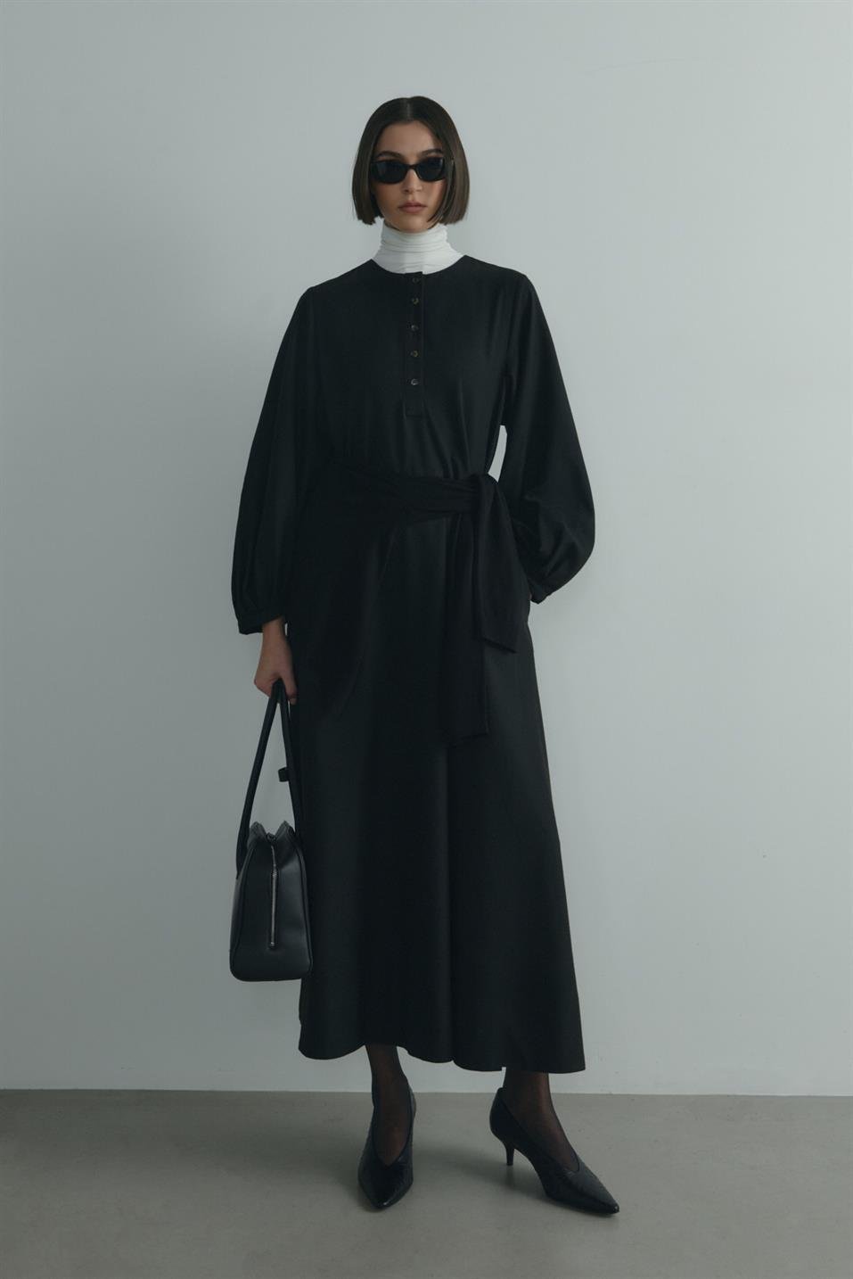 Siyah Kaia Düğmeli Maxi Elbise