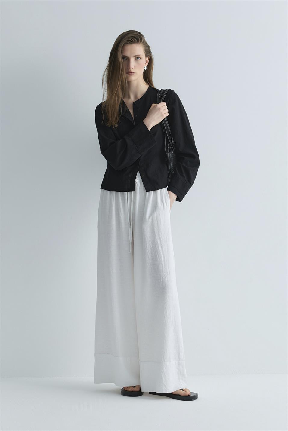 Siyah Lizi Keten Gömlek