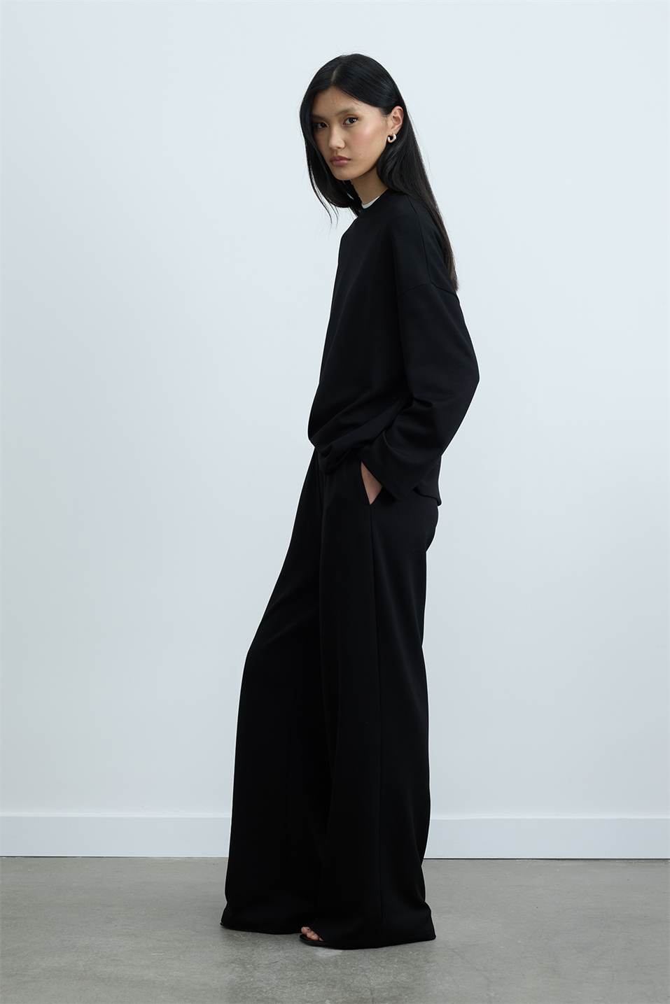 Siyah Luna İnce Sweatshirt