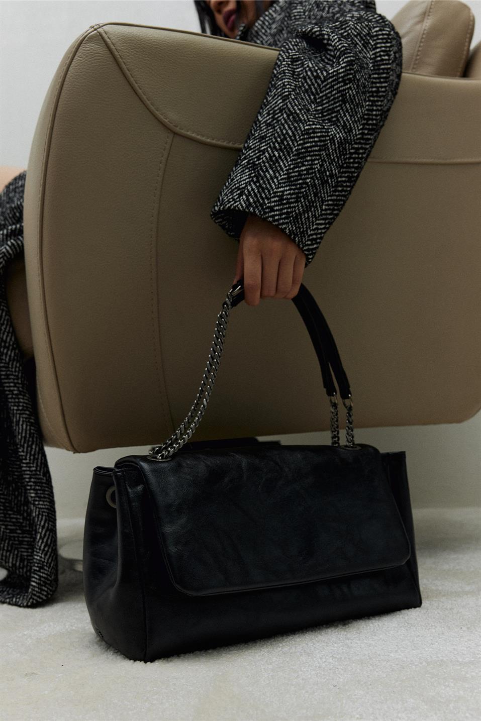 Milan Chain Leather Bag