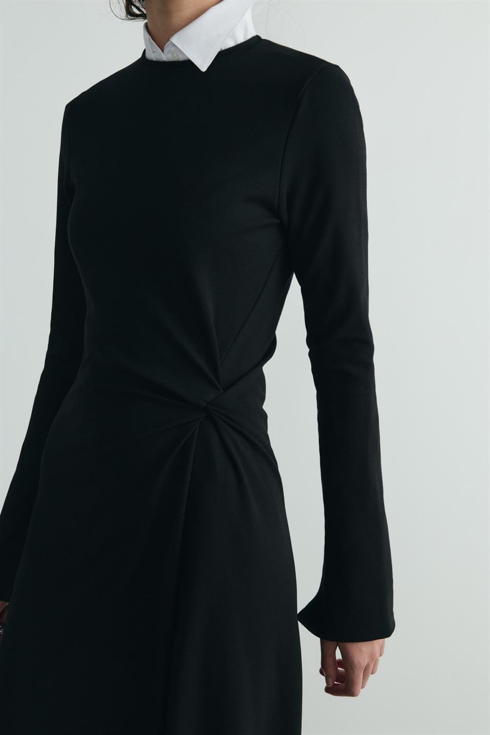 Siyah Norena Düğümlü Midi Elbise