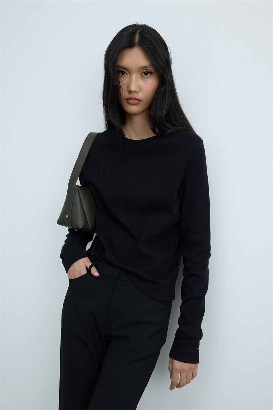 Rumi Basic Long-Sleeve T-shirt