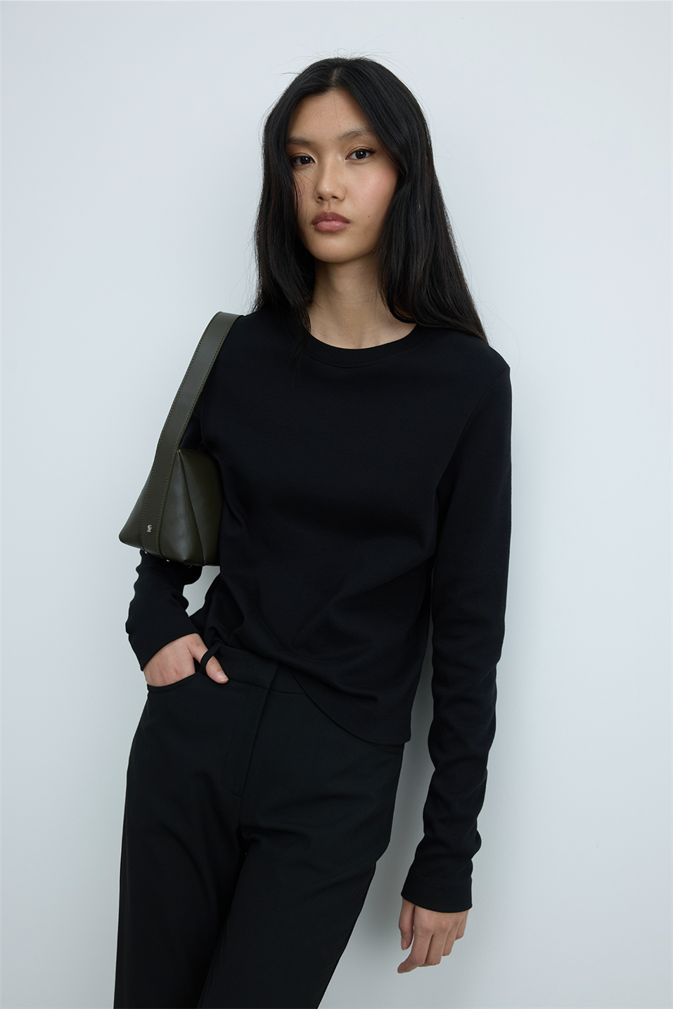 Rumi Basic Long-Sleeve T-shirt