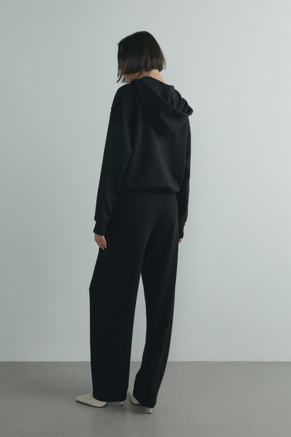 Siyah Salted Lastikli Eşofman