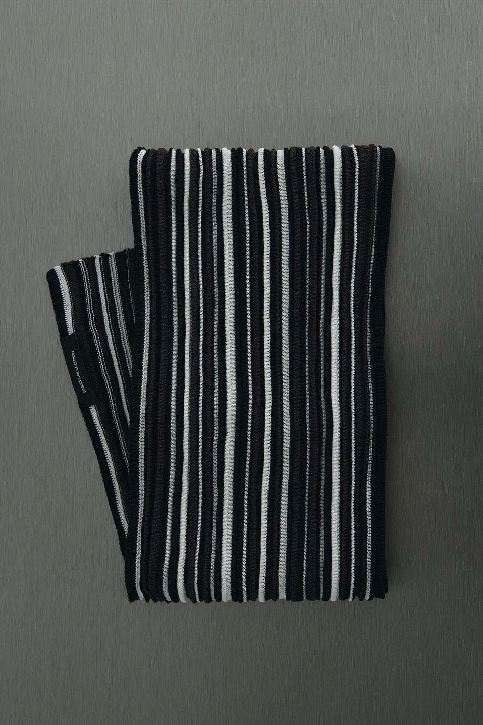 Wave Striped Scarf
