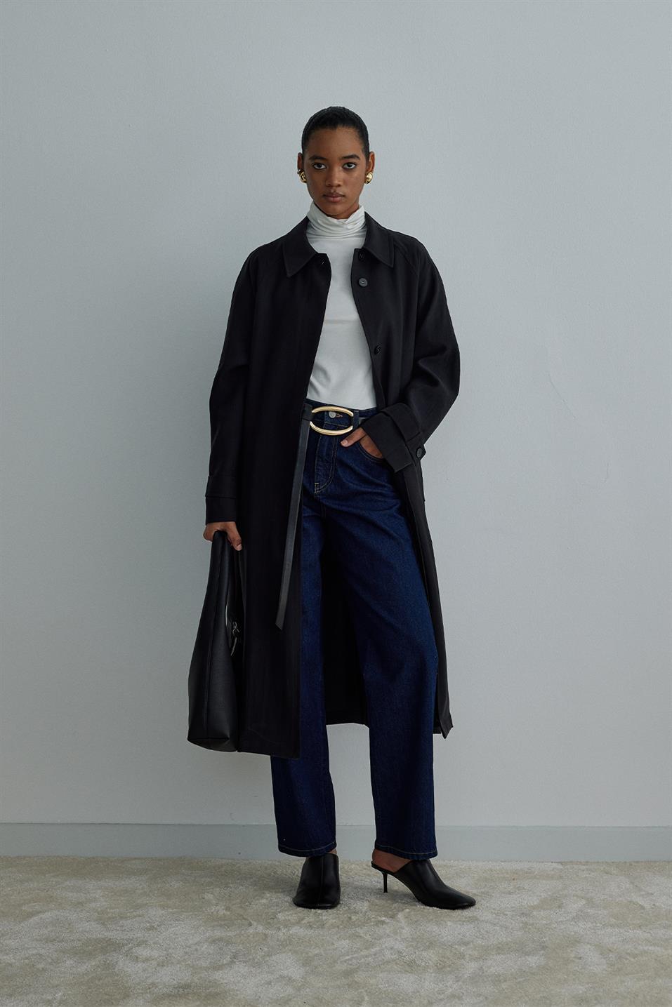 Siyah Weightles Uzun Trençkot