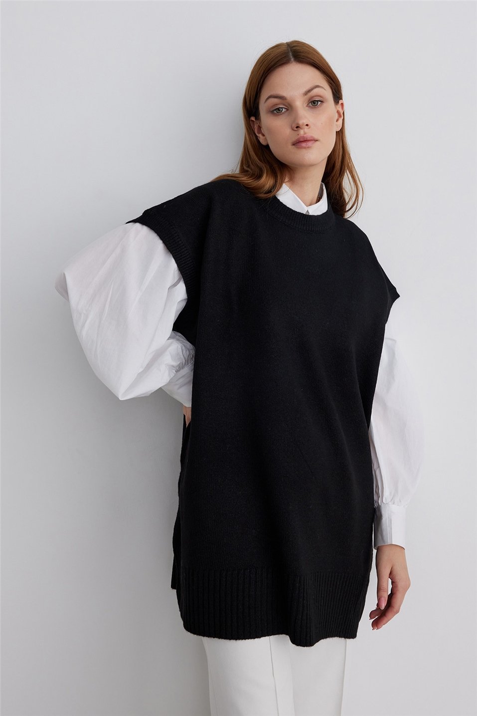 Black Soft Textured Knitwear Sweater