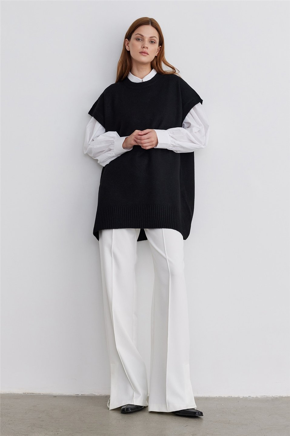 Black Soft Textured Knitwear Sweater