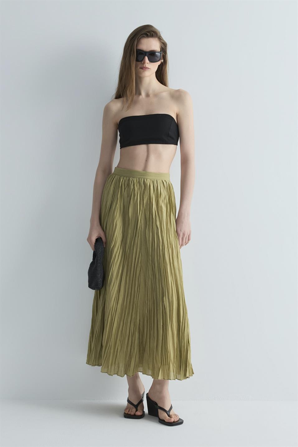 Rose Pleated Skirt