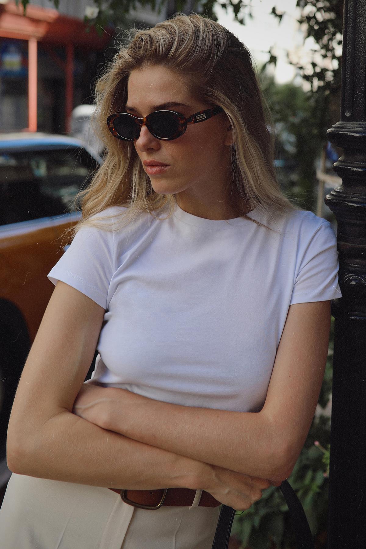 Beyaz Basic Pamuklu Slim Fit Tişört | Suud Collection
