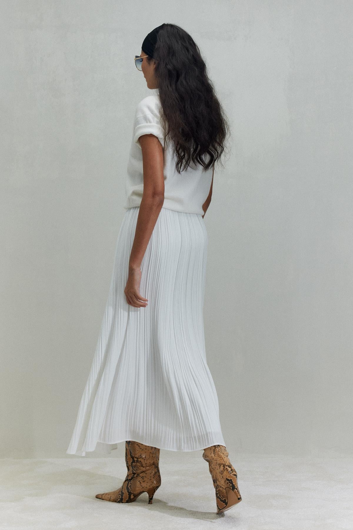White Ada Pleated Skirt | Suud Collection
