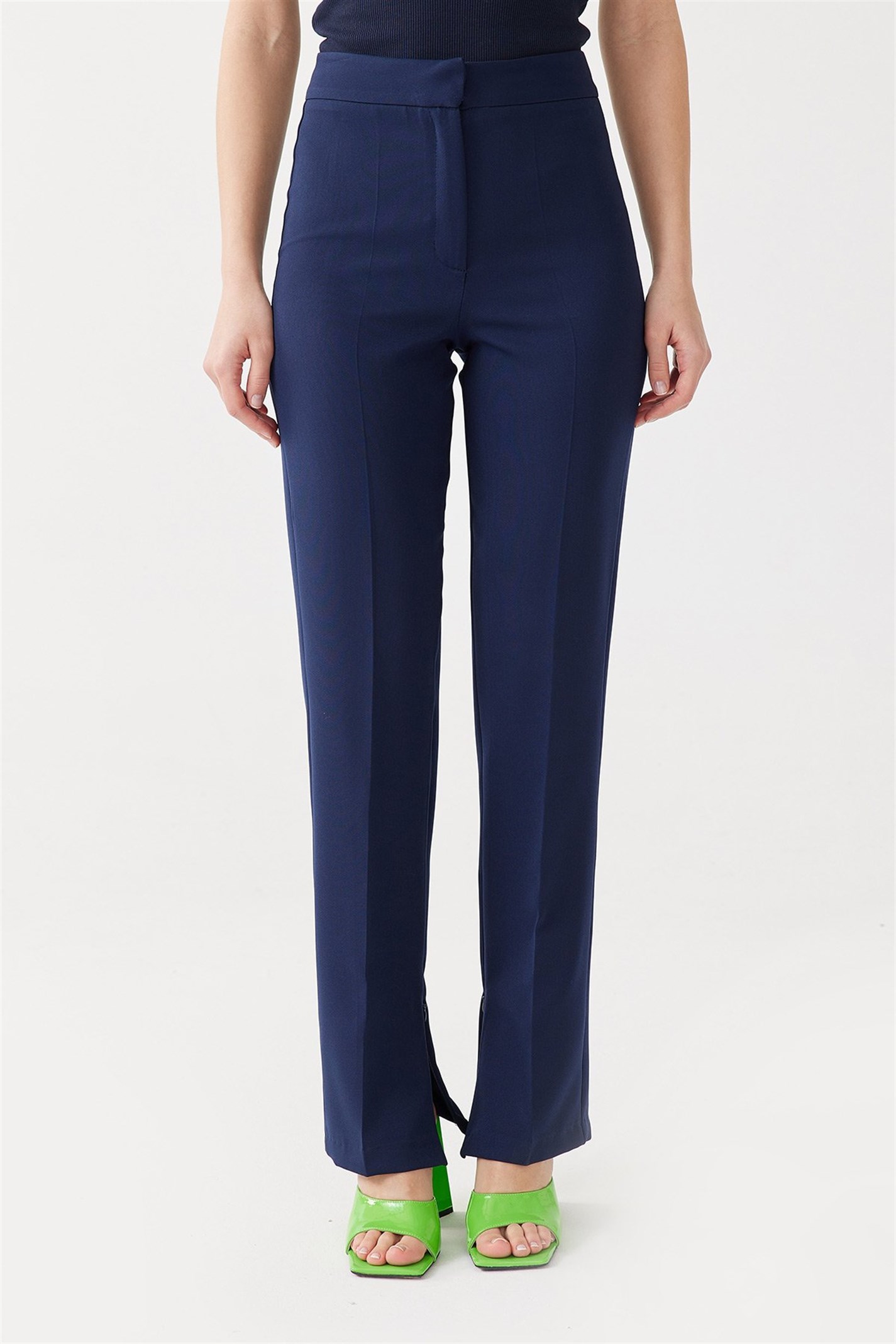 Lacivert Fermuar Detaylı Kumaş Pantolon | Suud Collection