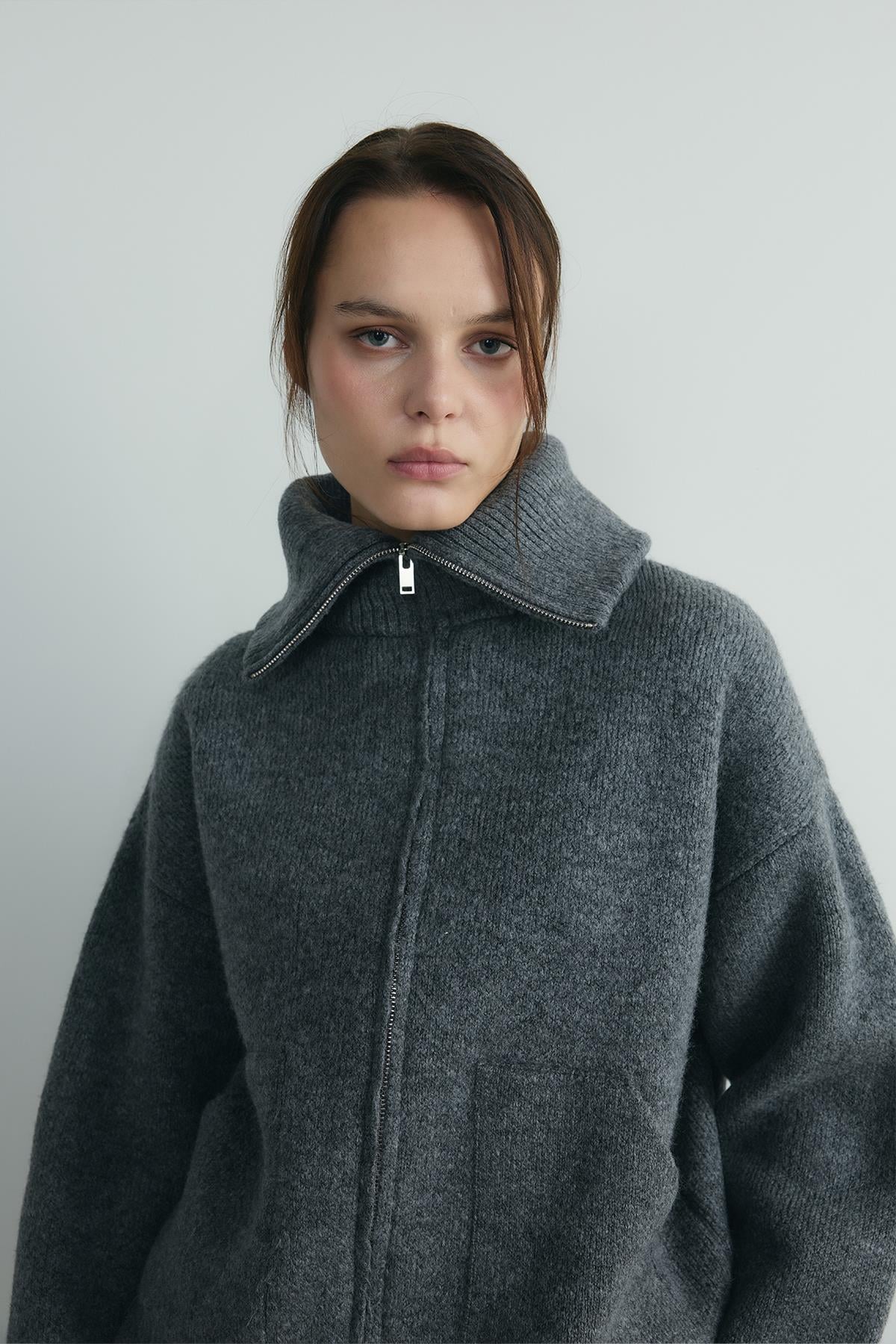Dark Grey Jodie Zip-up Knit Cardigan | Suud Collection