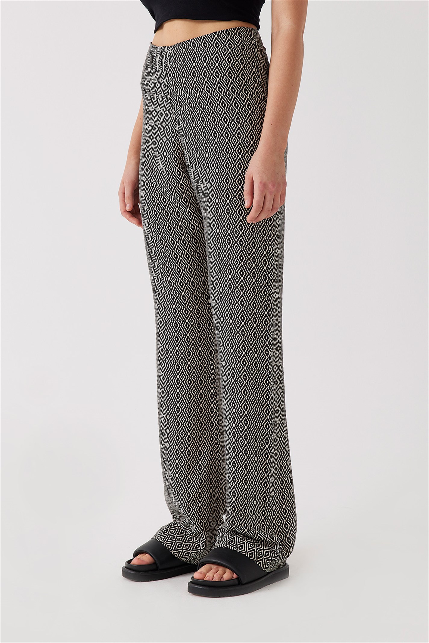 Siyah Geometrik Desen Lyocell Pantolon | Suud Collection