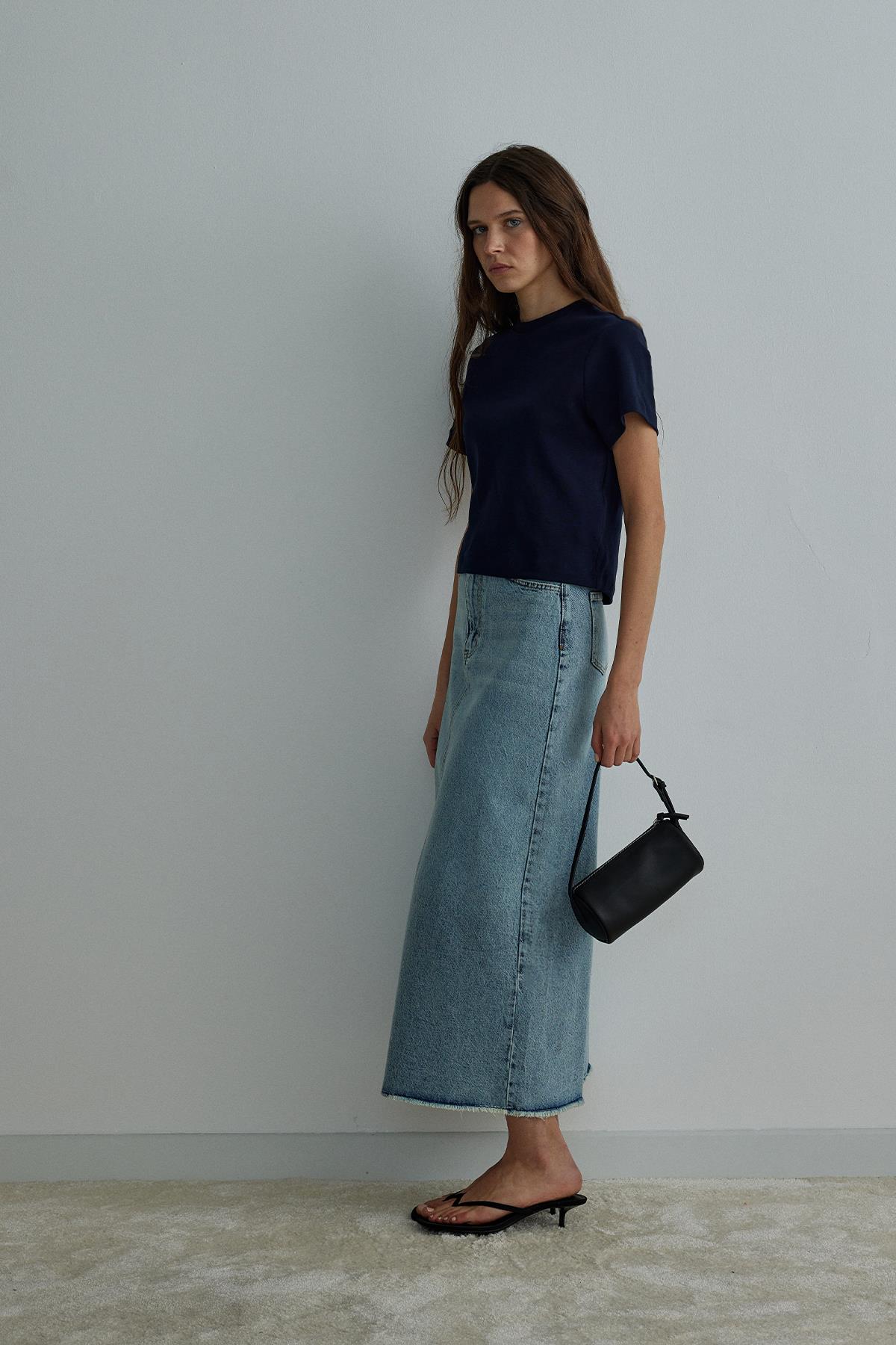 Lacivert Comfy Basic Tişört · 10