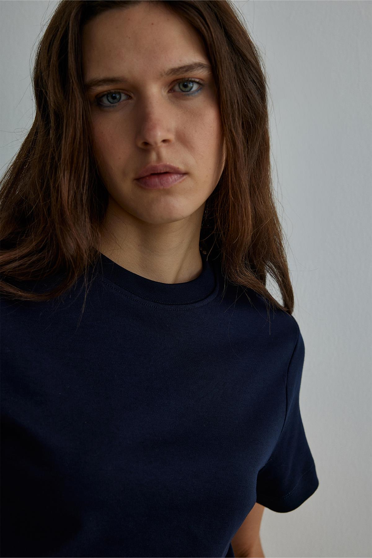 Lacivert Comfy Basic Tişört · 9