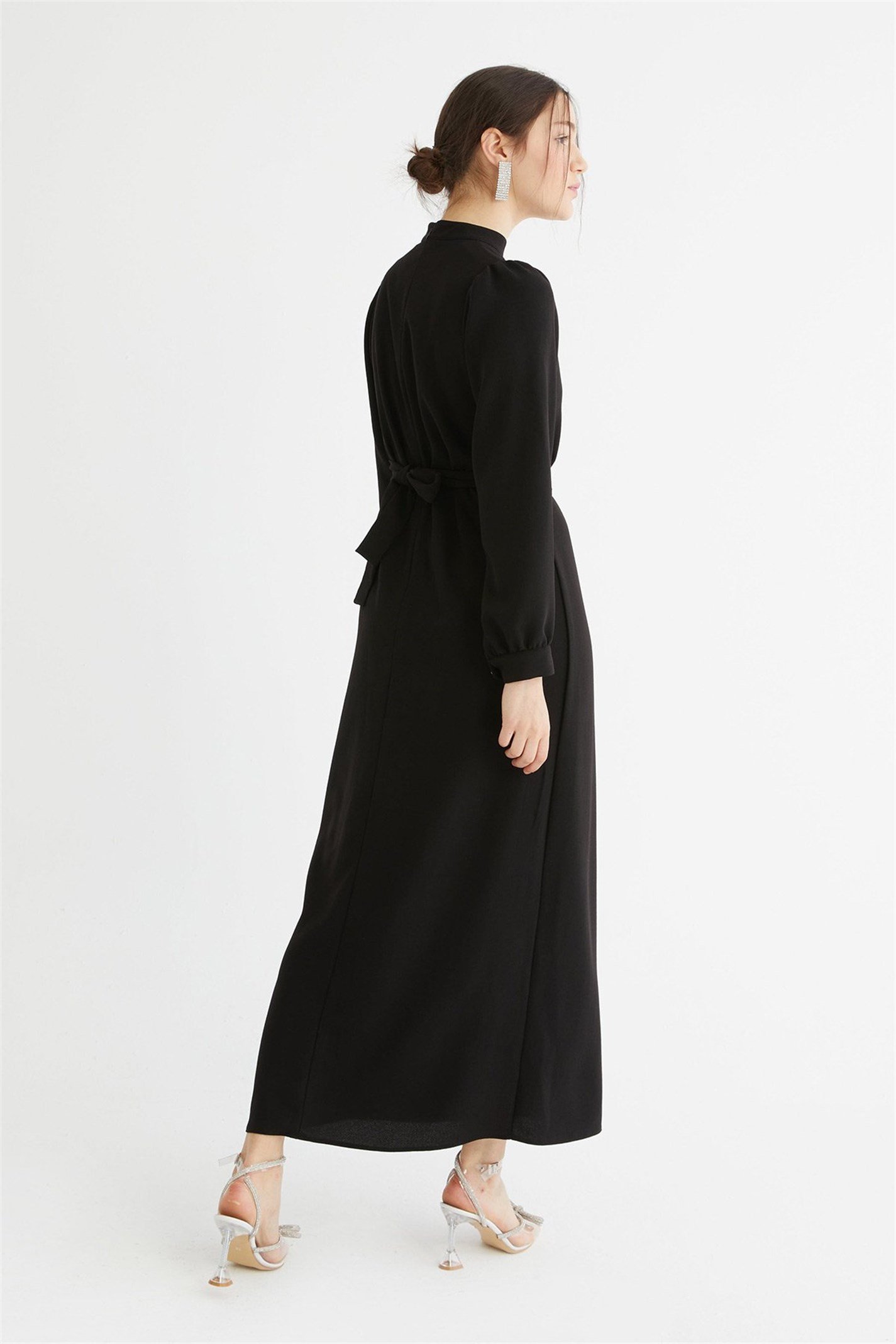 Siyah Parlak Taş Düğmeli Abiye Elbise | Suud Collection