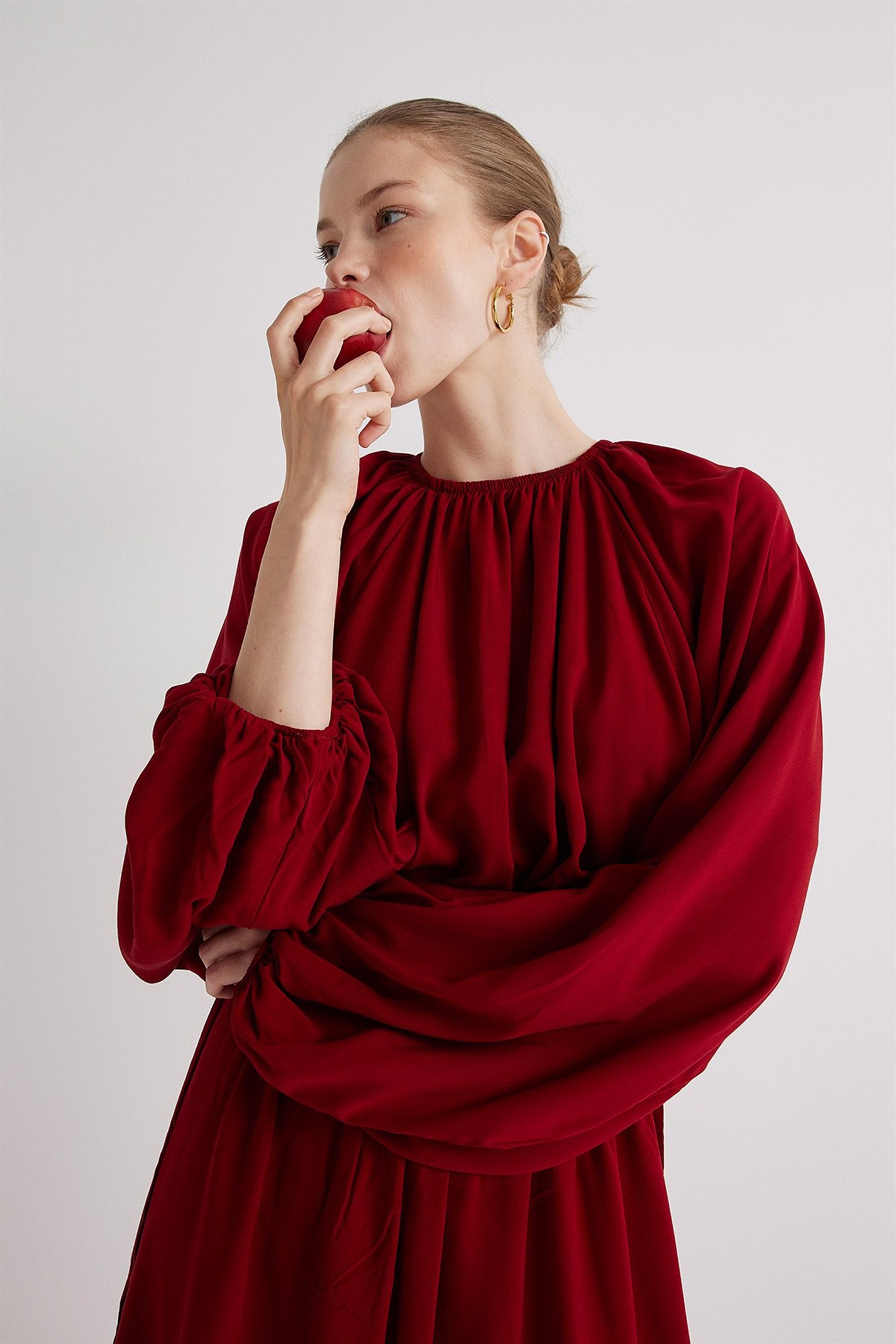 Kırmızı Sara Büzgülü Elbise | Suud Collection