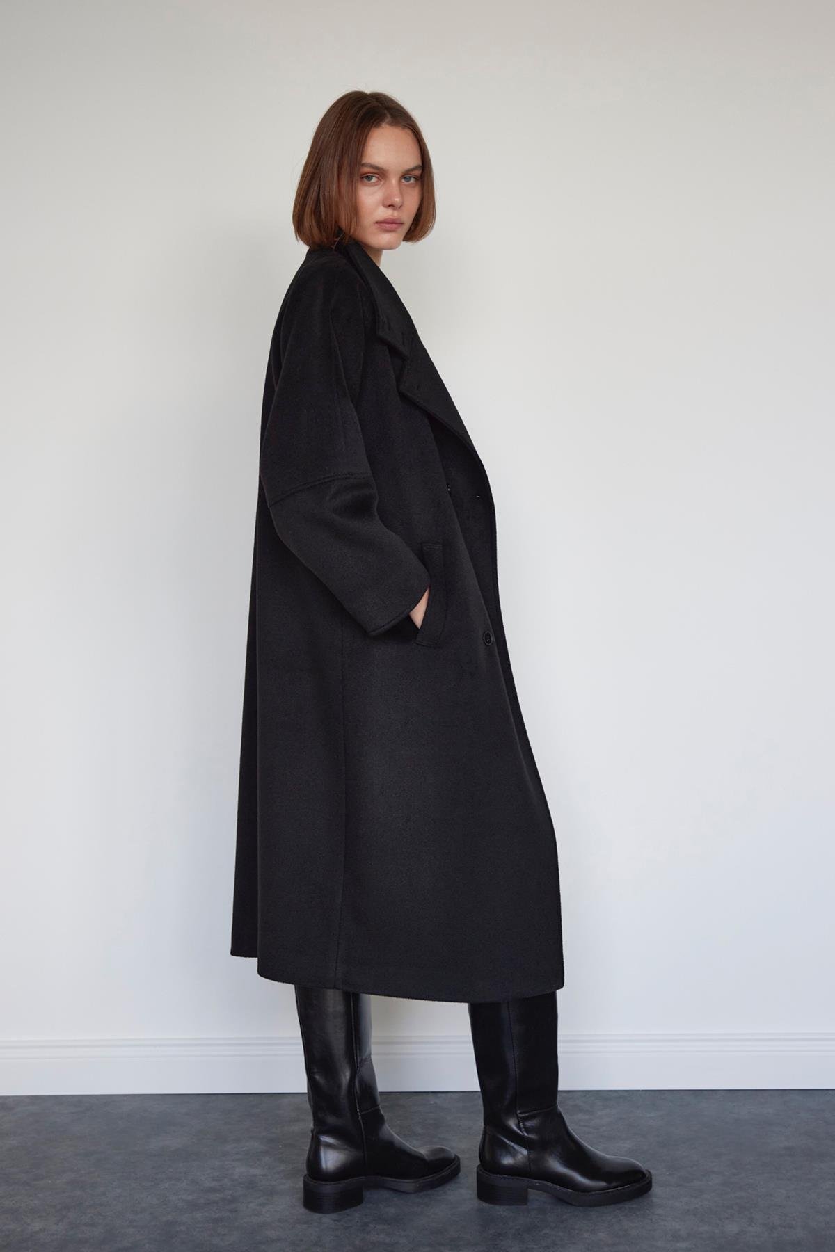Black Ade High Neck Maxi Wool Coat | Suud Collection Black Ade High Neck Maxi Wool Coat | Suud Collection