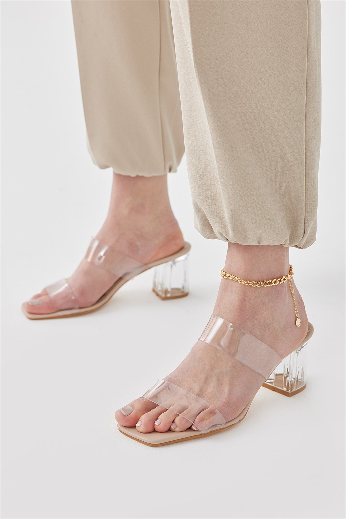 Şeffaf Bantlı Topuklu Sandalet | Suud Collection