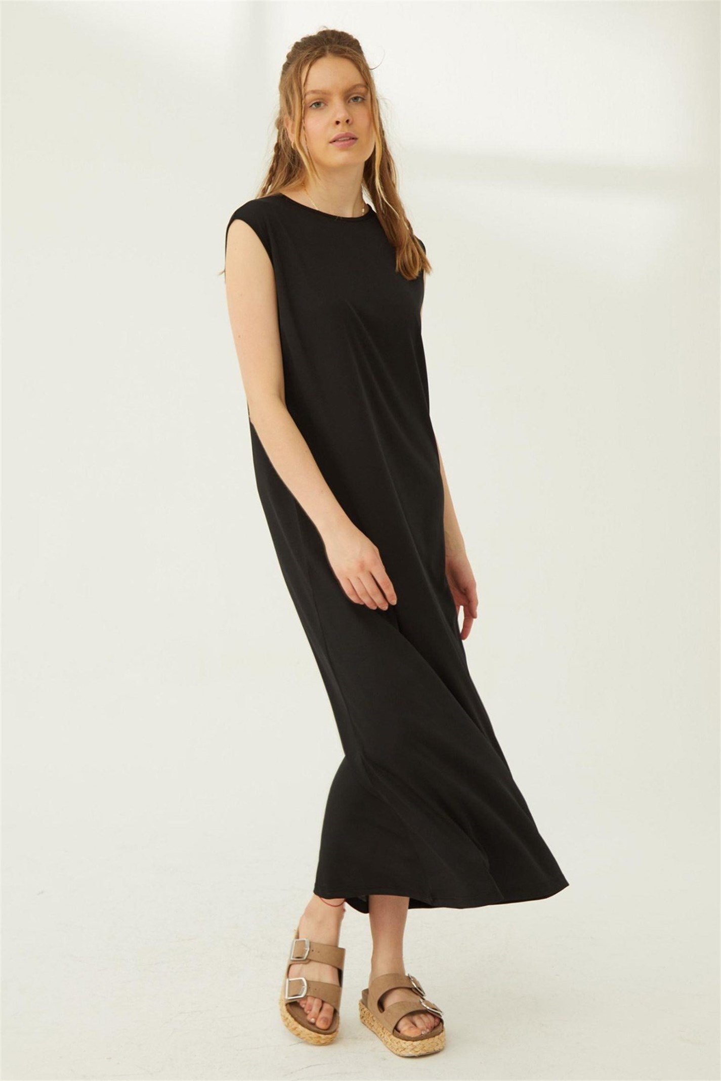 Siyah Uzun Kolsuz Elbise Astarı | Suud Collection