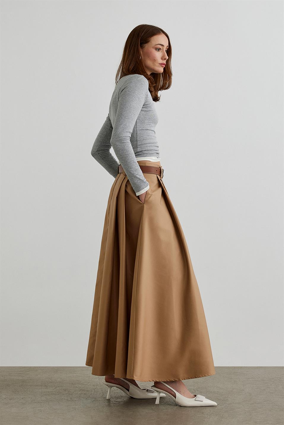 emm エム　tsuya volume skirt emm tsuya volume skirt