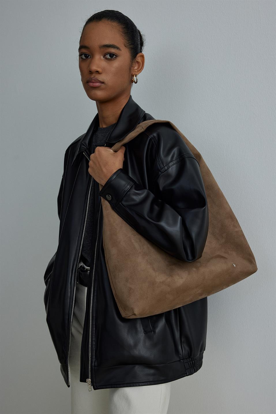 Original 80s leather Jacket for 1,5 year old - to much? : r