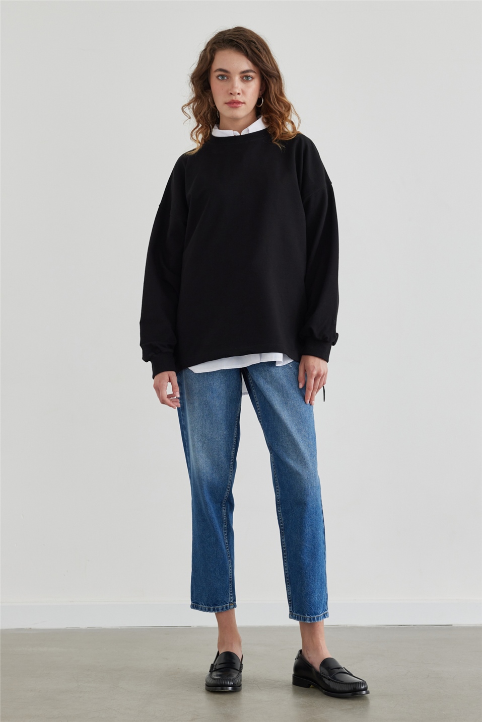 Siyah Stoper Detaylı Sweatshirt