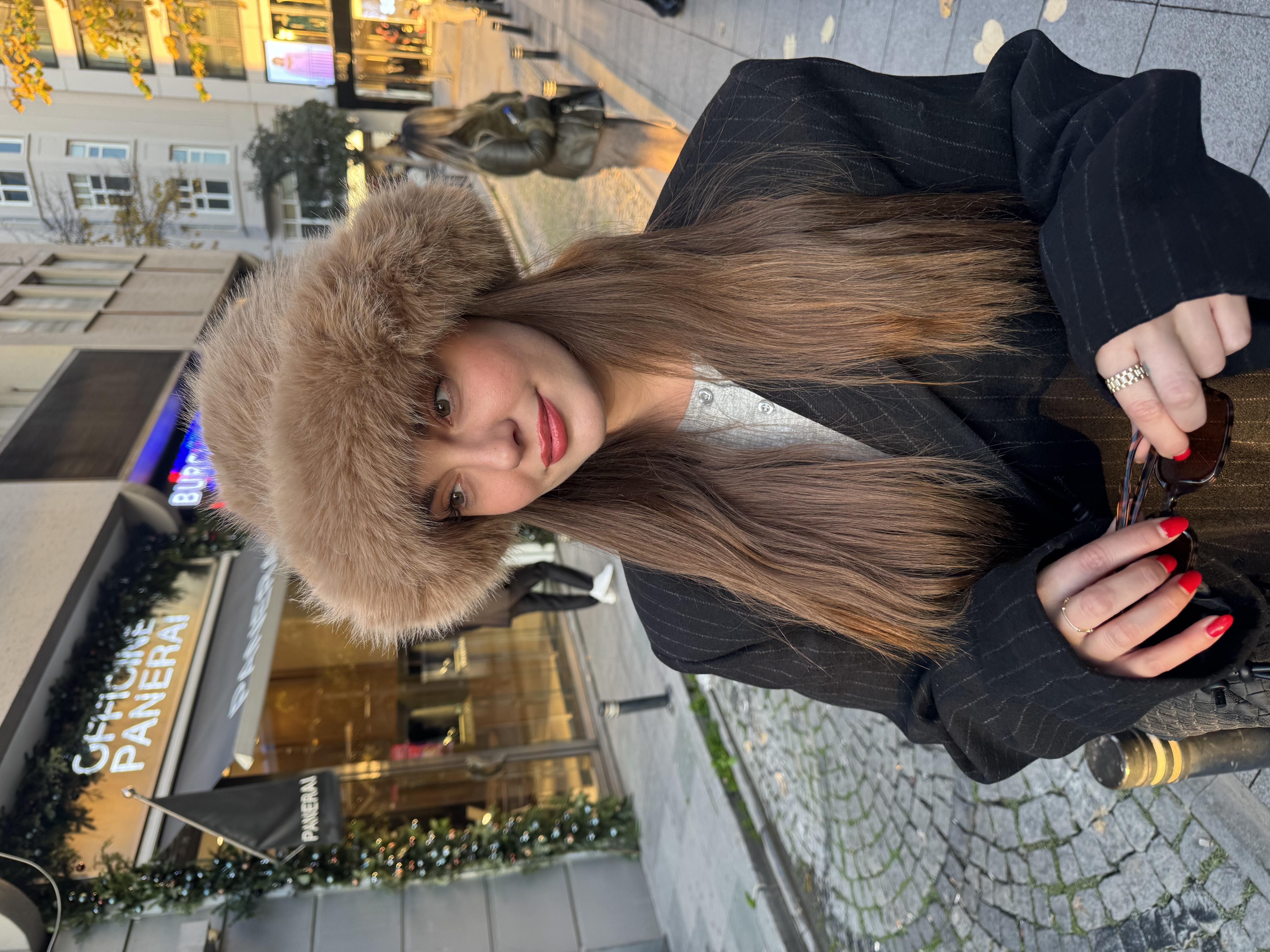 Uzun Tüylü Kürk Peluş Şapka Camel