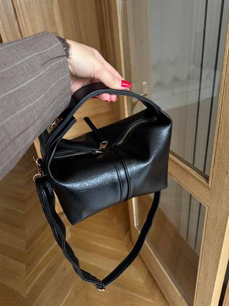 Pouch Bag Kilit Askılı Omuz Çantası Siyah