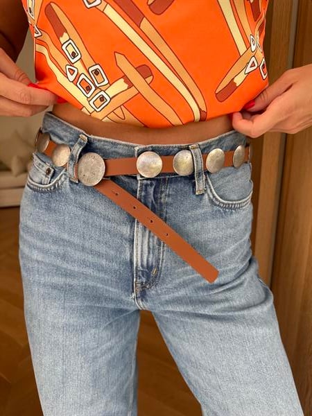 Pul Aksesuarlı Kemer Taba