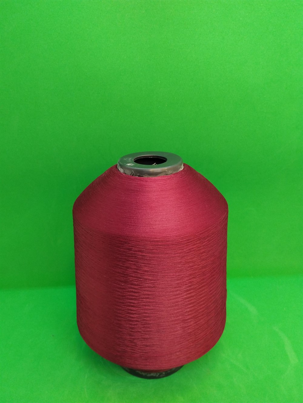 150 Denye 6165 Renkli Tekstürize Polyester Overlok İpliği (Muz İplik)