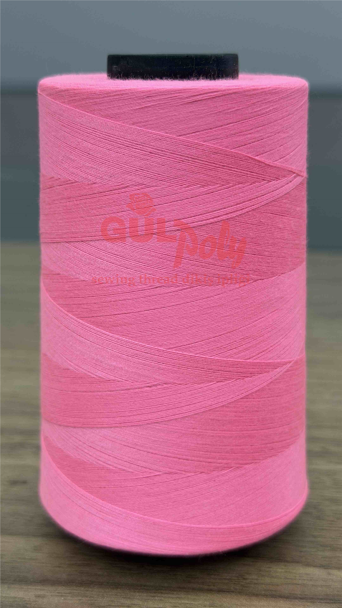 Gülpoly 120 Numara Neon Pembe 1040 Renkli Polyester Dikiş İpliği
