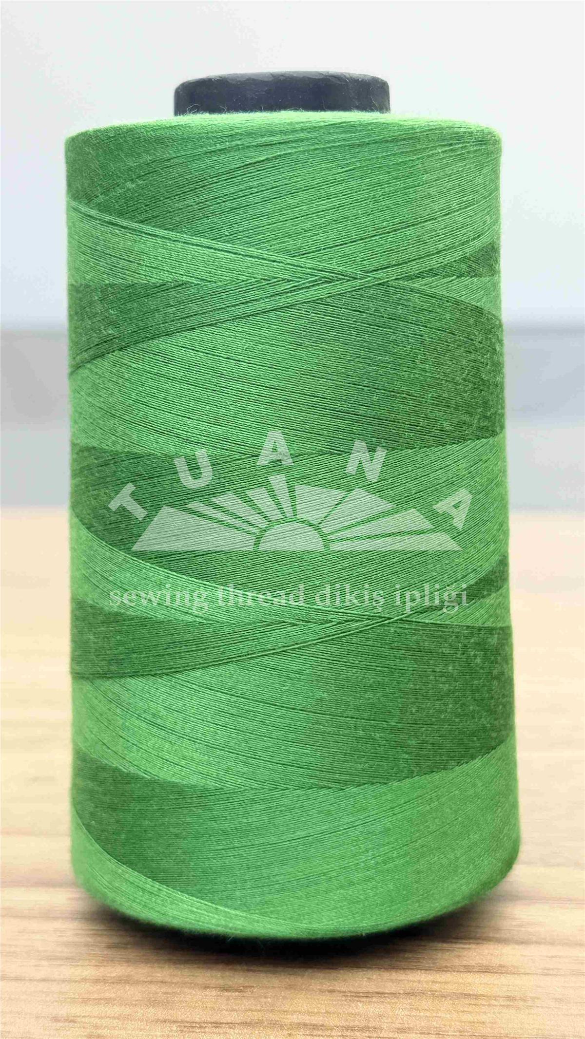Tuana 120 Numara 414 Renkli Polyester Dikiş İpliği