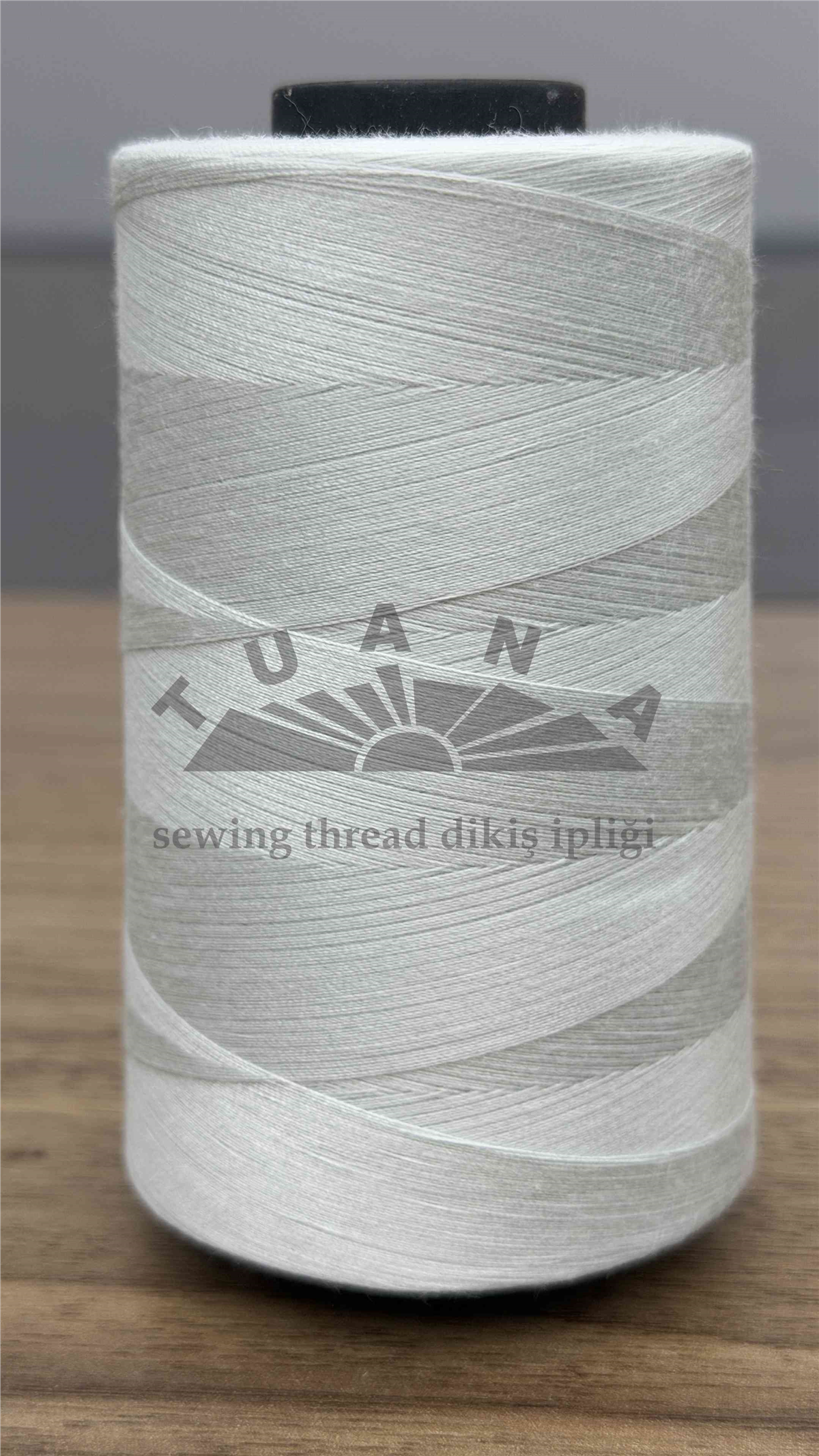 Tuana 120 Numara 450 Renkli Polyester Dikiş İpliği