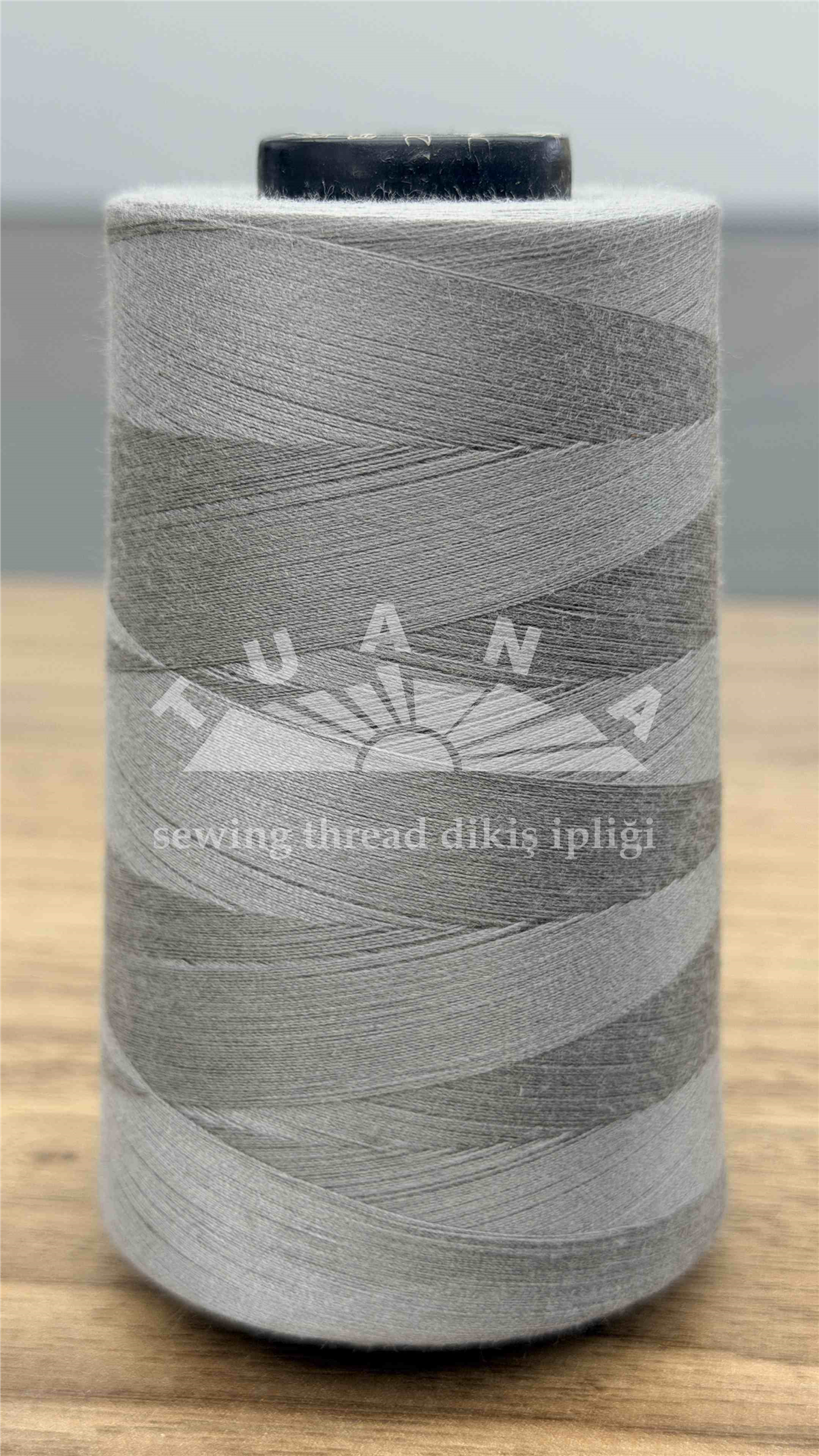 Tuana 120 Numara 950 Renkli Polyester Dikiş İpliği